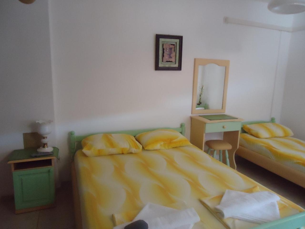 Хотел "Тихия Кът" Sozopol Exterior foto