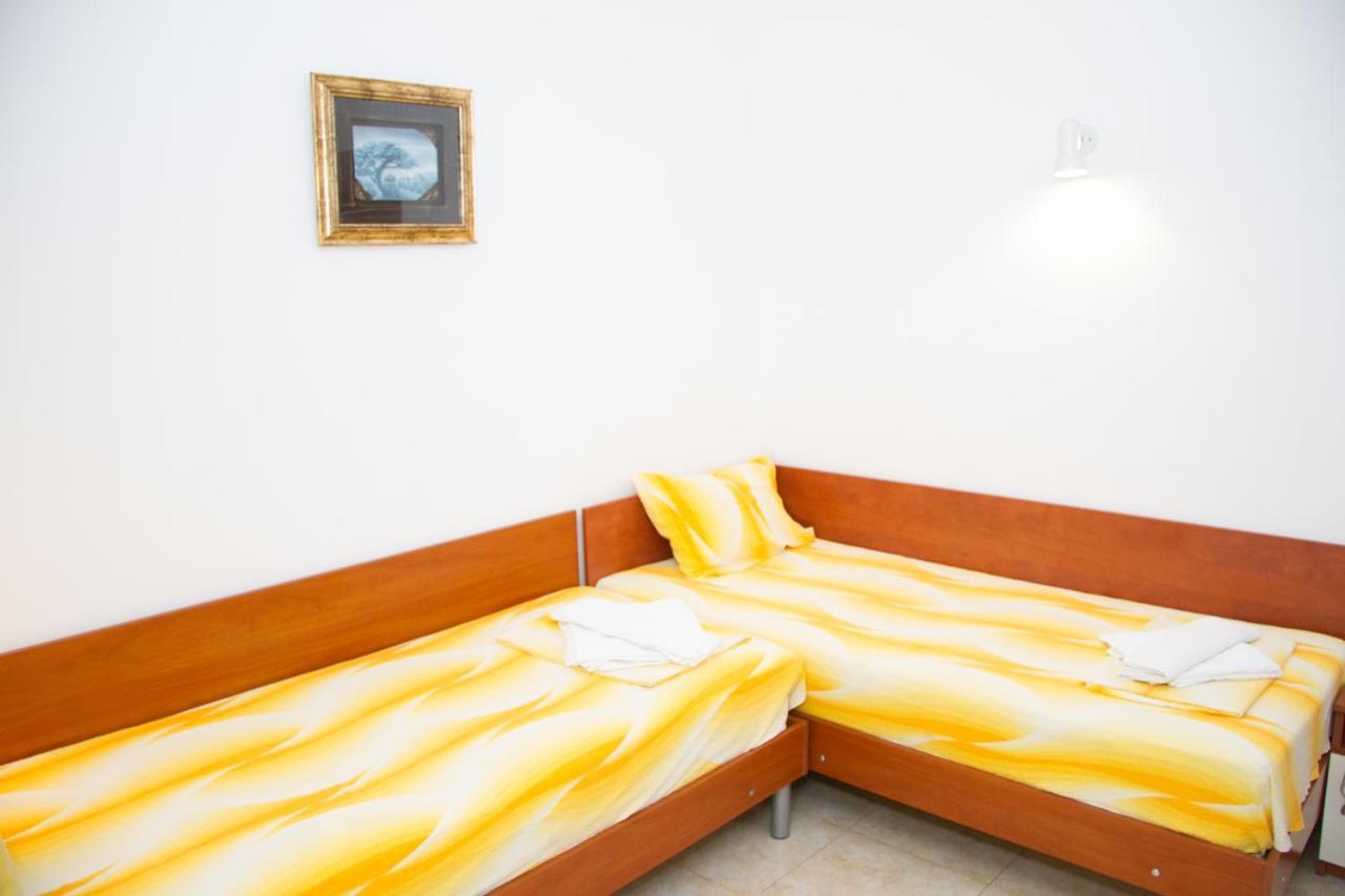 Хотел "Тихия Кът" Sozopol Exterior foto