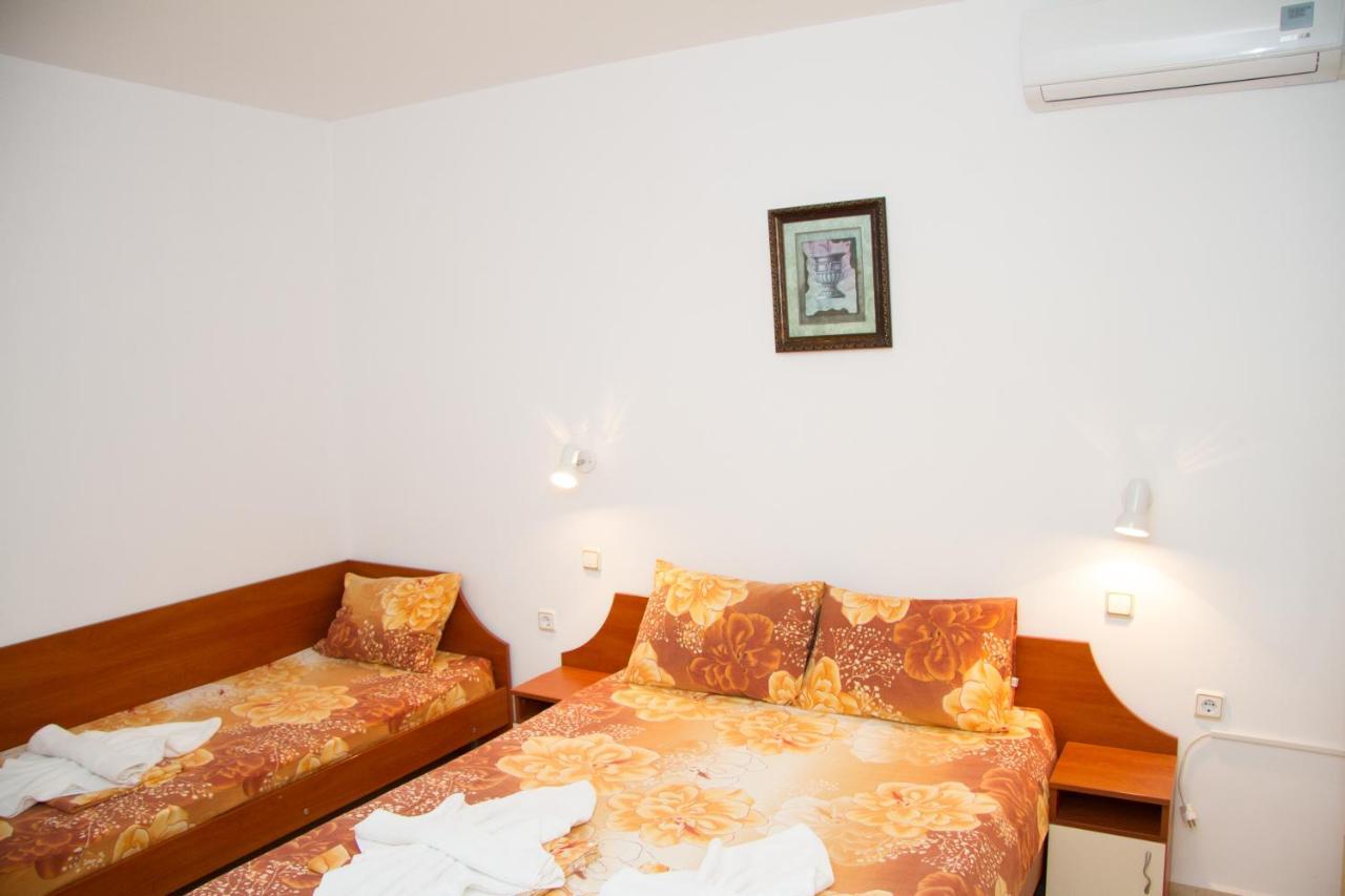 Хотел "Тихия Кът" Sozopol Exterior foto