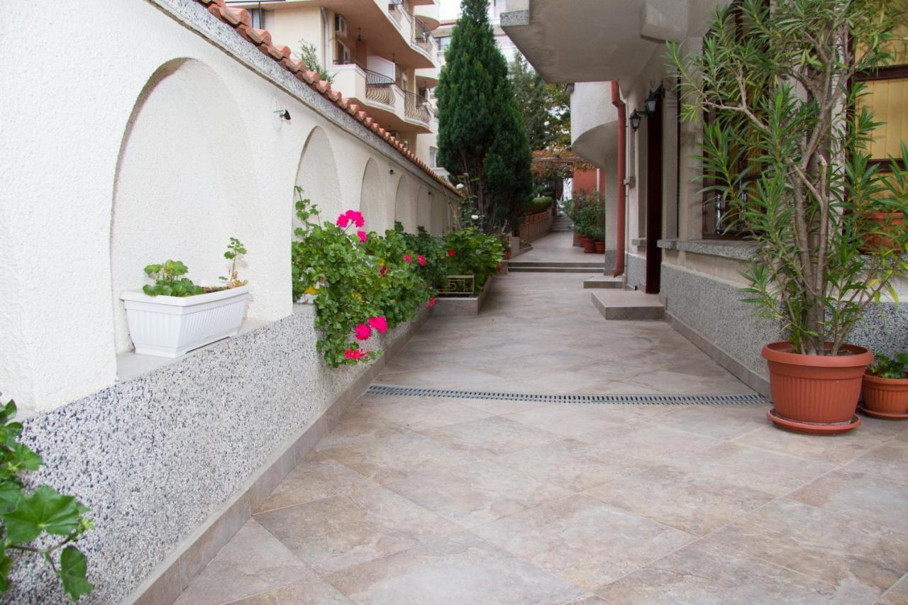 Хотел "Тихия Кът" Sozopol Exterior foto